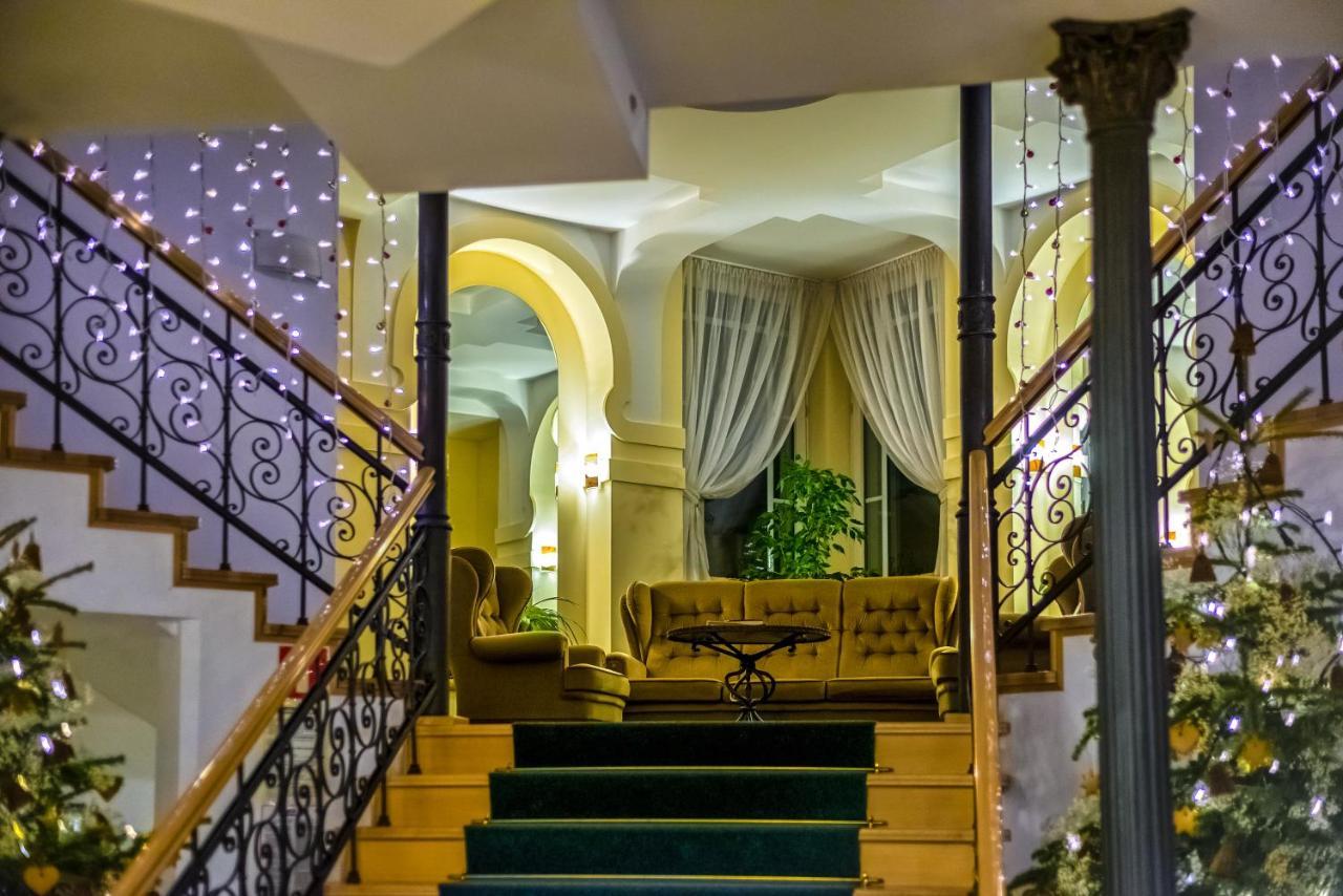 Hotel Berliner ชเวียราโดว์-สโดรยจ์ ภายนอก รูปภาพ