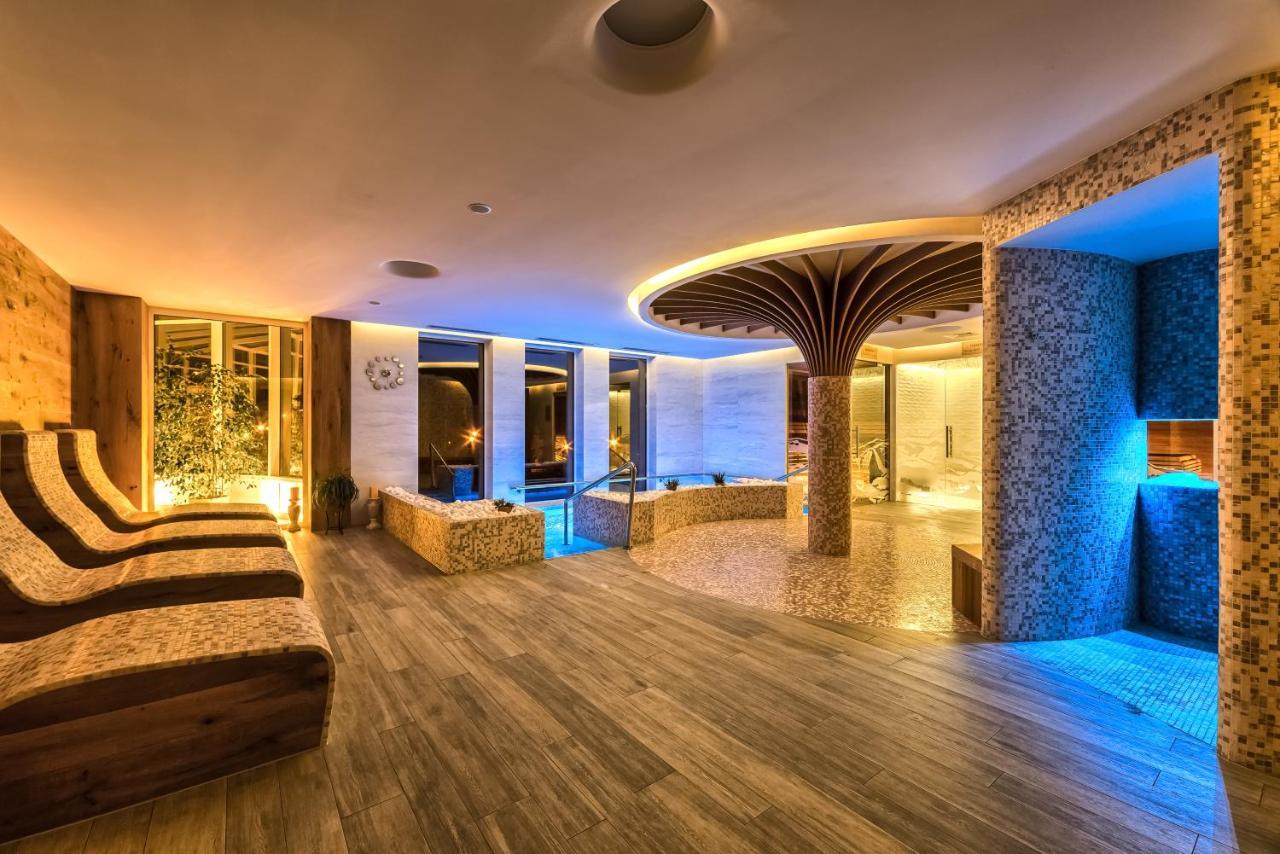 Hotel Berliner ชเวียราโดว์-สโดรยจ์ ภายนอก รูปภาพ