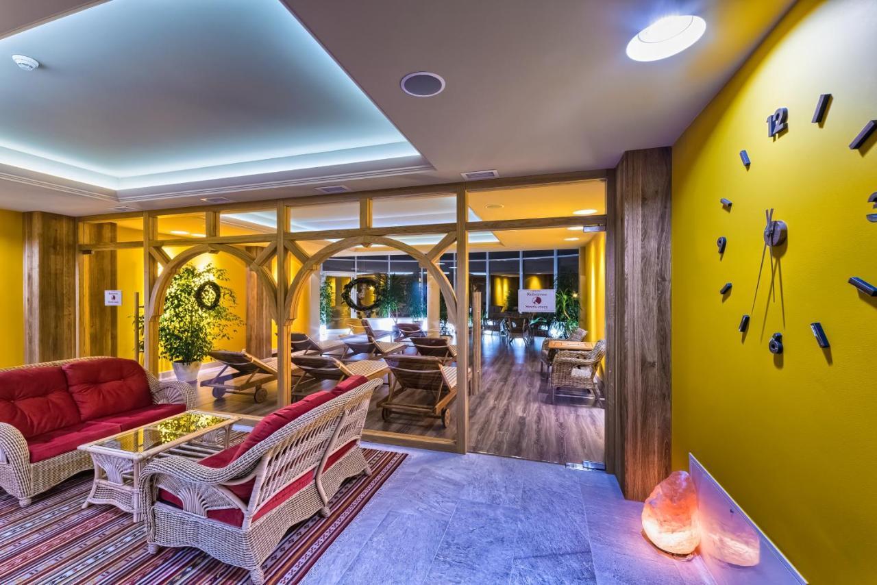 Hotel Berliner ชเวียราโดว์-สโดรยจ์ ภายนอก รูปภาพ